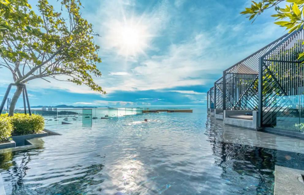 Edge Central Pattaya Seaview Residence Exterior photo